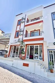 Kasinn Lejlighedshotel 2*